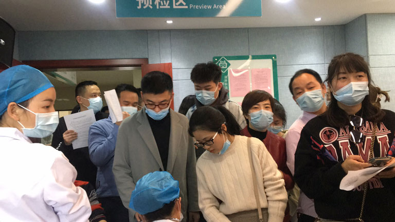 关爱员工——DUOBAO.COM多宝体育(中国大陆)科技公司防雷组织员工接种新冠疫苗