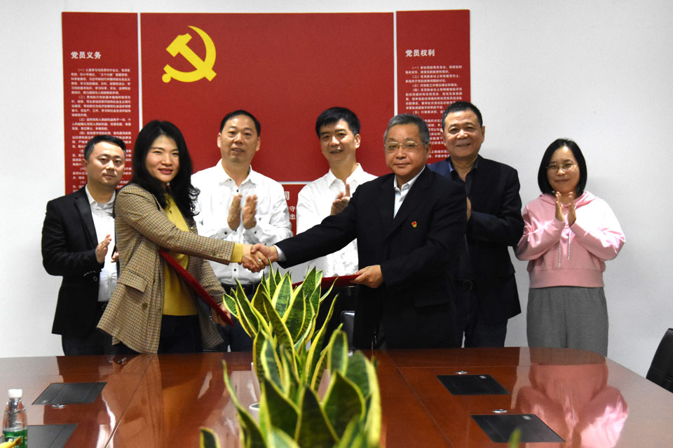 强强联合 共创未来 |DUOBAO.COM多宝体育(中国大陆)科技公司防雷与中国能建湖南院签订战略合作协议